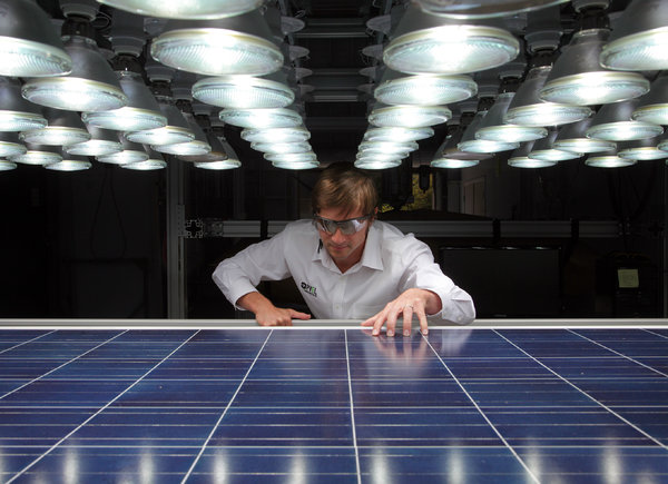 Solar_Industry_Anxious_Over....jpg